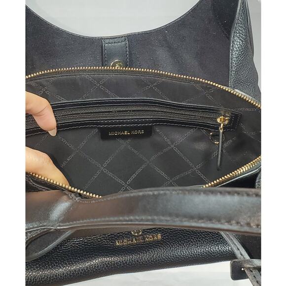 Black Pebbled Leather Shoulder Bag 3 Compartment Tote w/ Gold Zipper & Monogram - Picture 3 of 7